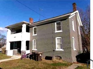 545 1/2 N Walnut Ave #1, Freeport, IL 61032