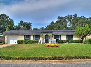 7620 Long Meadow Ln, Pensacola, FL 32506