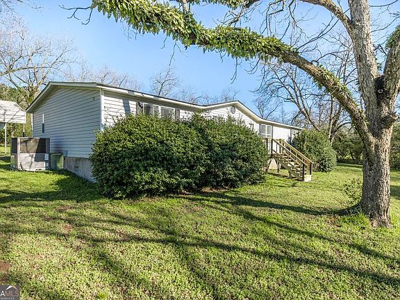 4th image of 575 Grovania Rd