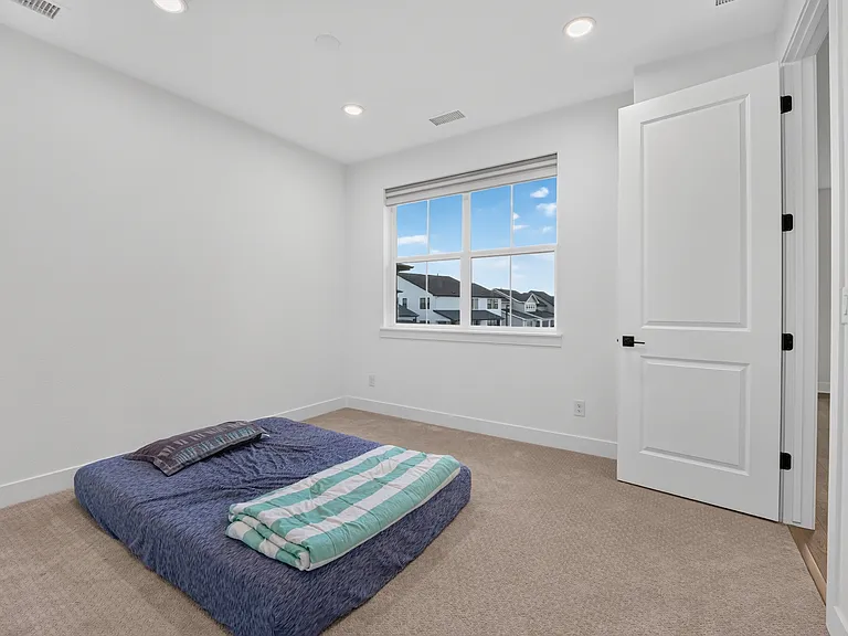 5868 Santa Cruz Point — Photo 44