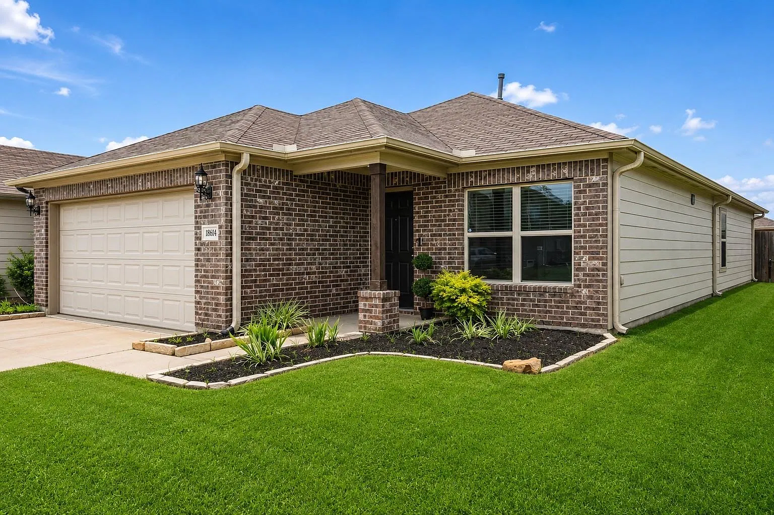 3 bed, 2.0 bath, 1710 sqft, $2,200 — Photo 2