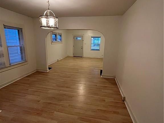 4th image of 1034 Churchman Ave