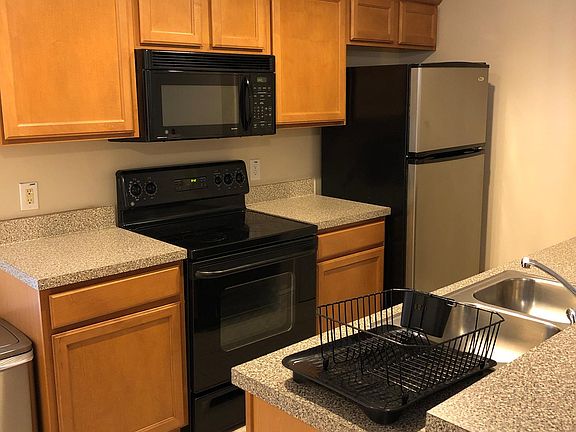 4th image of 3915 Ethan Ln #1