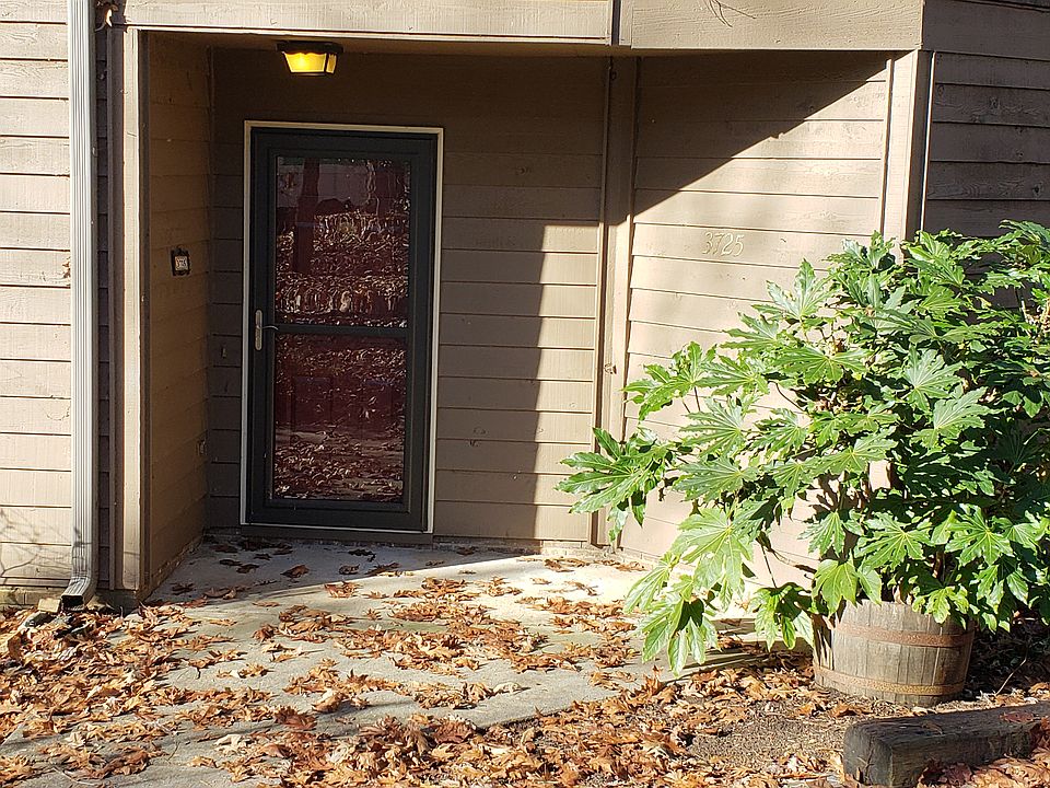 1st image of 3725 Colony Crossing Dr