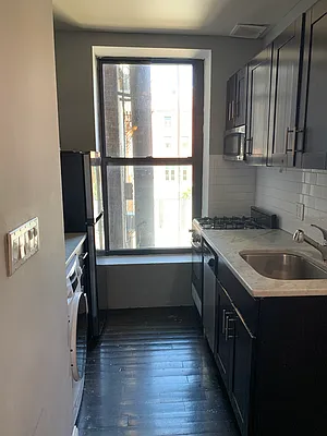 Rented by Trion Real Estate Management | media 3