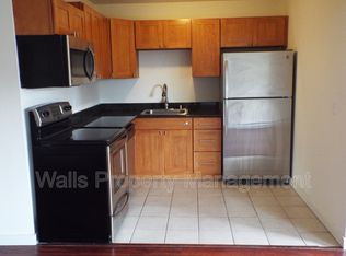 4245 27th Ave W APT 3, Seattle, WA 98199