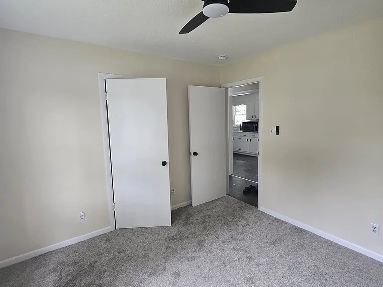 703 Zircon Ct — Photo 7