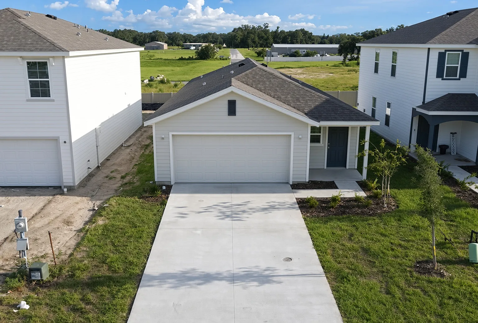 4 bed, 1605 sqft, $2,350 — Photo 1