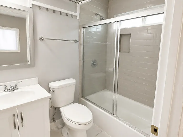 1717 Westwood Pl — Photo 3