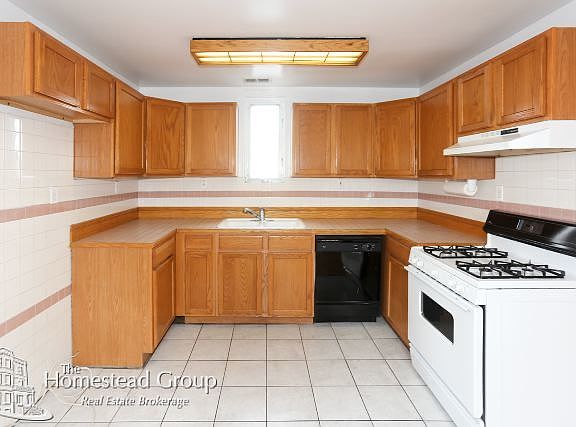 2nd image of 1401 N Bosworth Avenue # 3 Fl 3rd