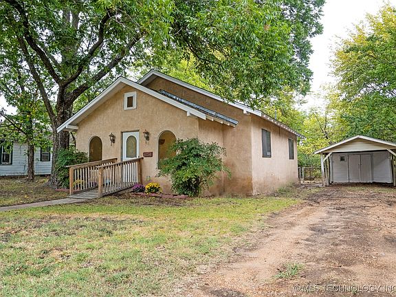 3rd image of 508 W Lillie Blvd