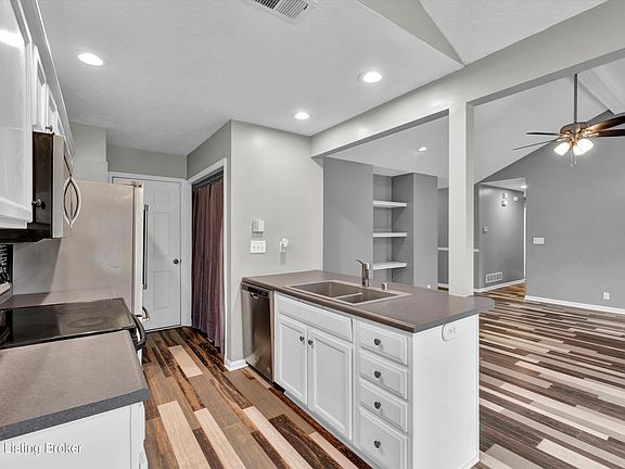 2nd image of 11113 Brook Bend Ct