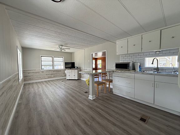 5th image of 601 Starkey Rd #44