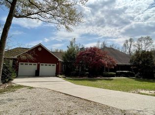 88 Hidden Hills Dr E, Picayune, MS 39466