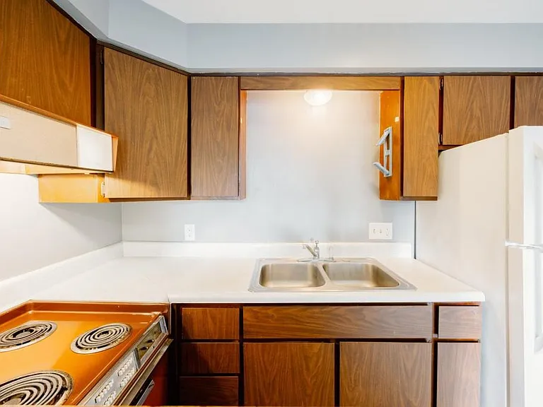 1218 Cedar St #3 — Photo 4