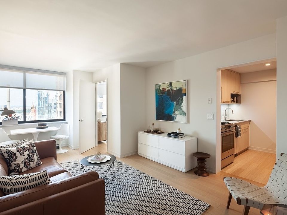 1st image of 1 Columbus Pl APT S9d