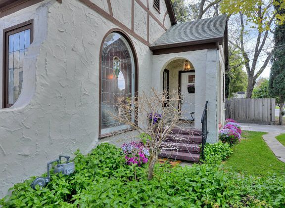 3rd image of 1448 Burrell Ct