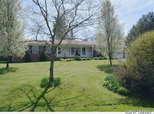 144 Mockingbird Hill Dr, Etowah, NC 28729