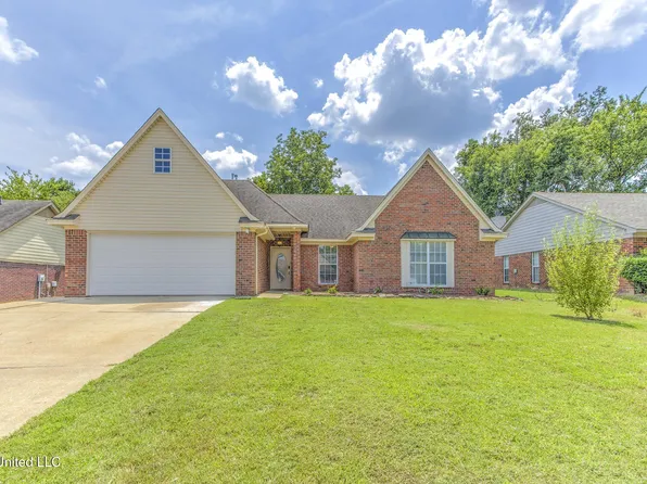 1667 Saddle Ln, Southaven, MS 38671