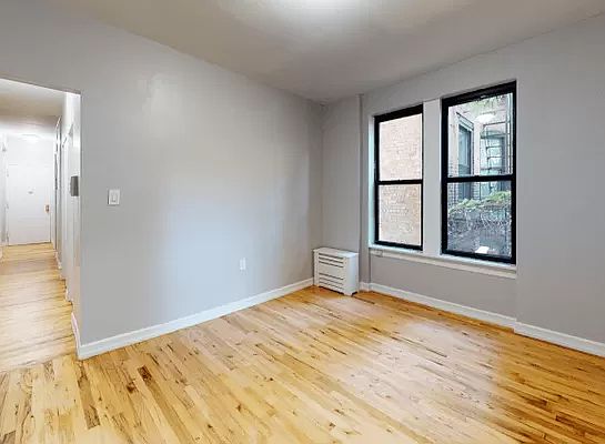 4th image of 248 Wadsworth Ave APT 1C