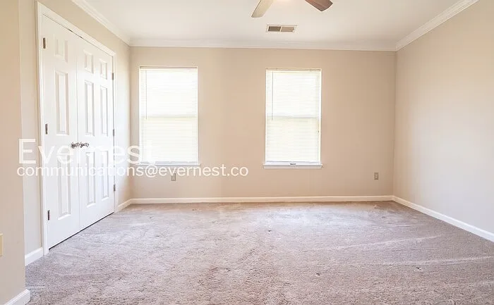 13901 Ascott Dr — Photo 10