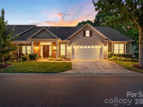 11719 Silverado Ln, Charlotte, NC 28277