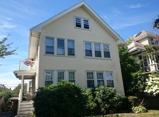 108 Manthorne Rd, West Roxbury, MA 02132