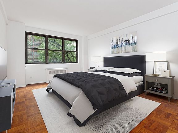 3rd image of 11 E 87th St APT 3E
