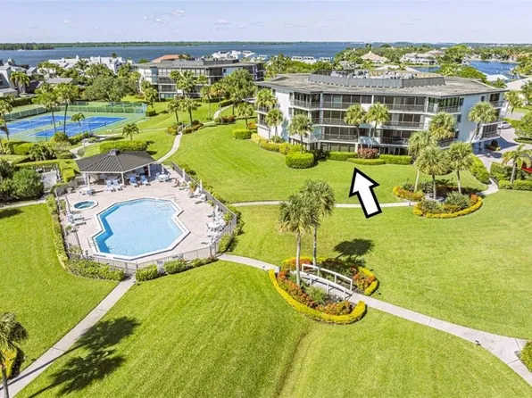 1821 Mooringline Dr APT 1C, Vero Beach, FL 32963