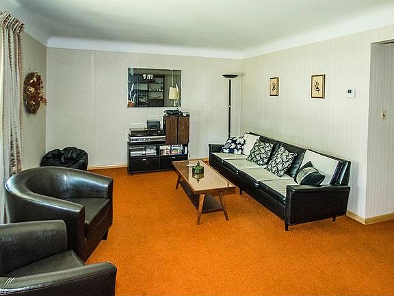 5th image of 7460 Dawn Haven Dr