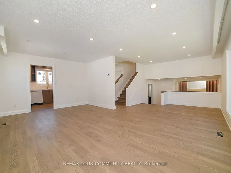 29 Colonsay Rd — Photo 12