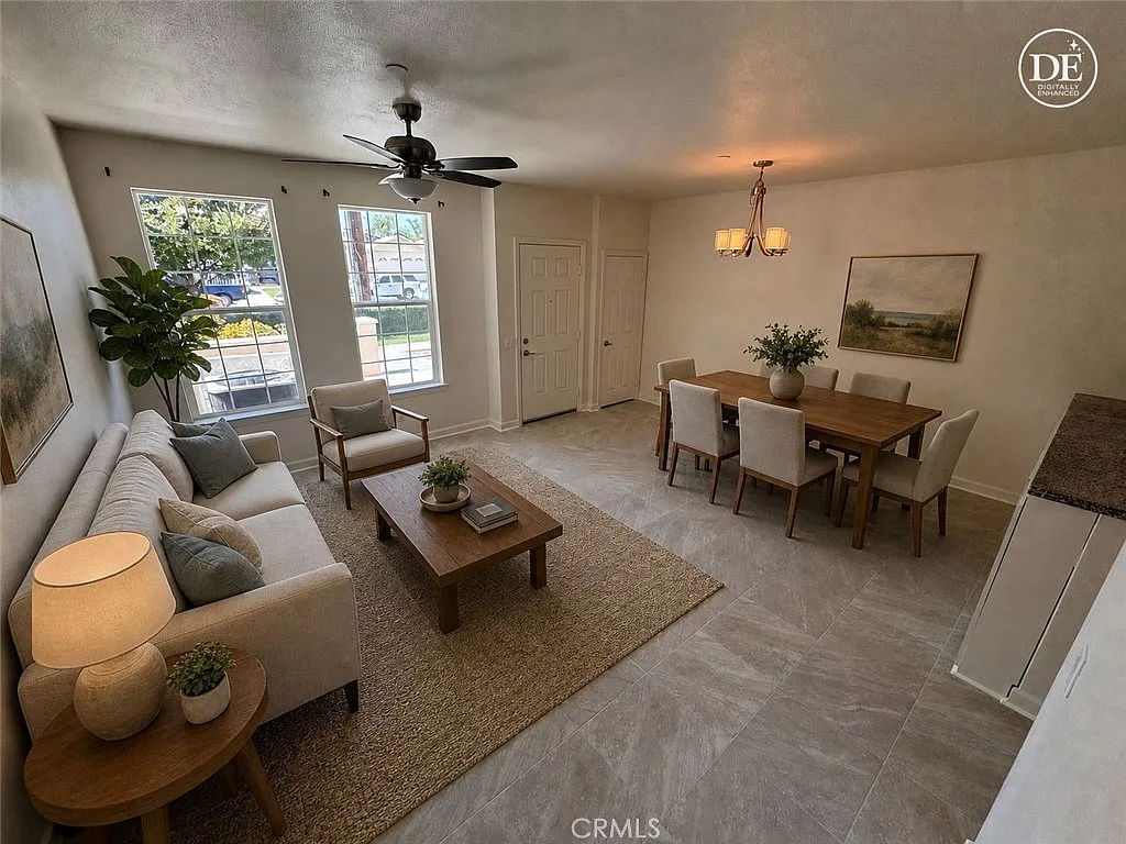 3 bed, 2.5 bath, 1370 sqft, $3,300 — Photo 3