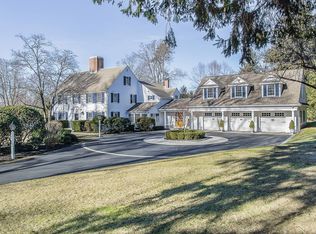 10 Bancroft Rd, Andover, MA 01810