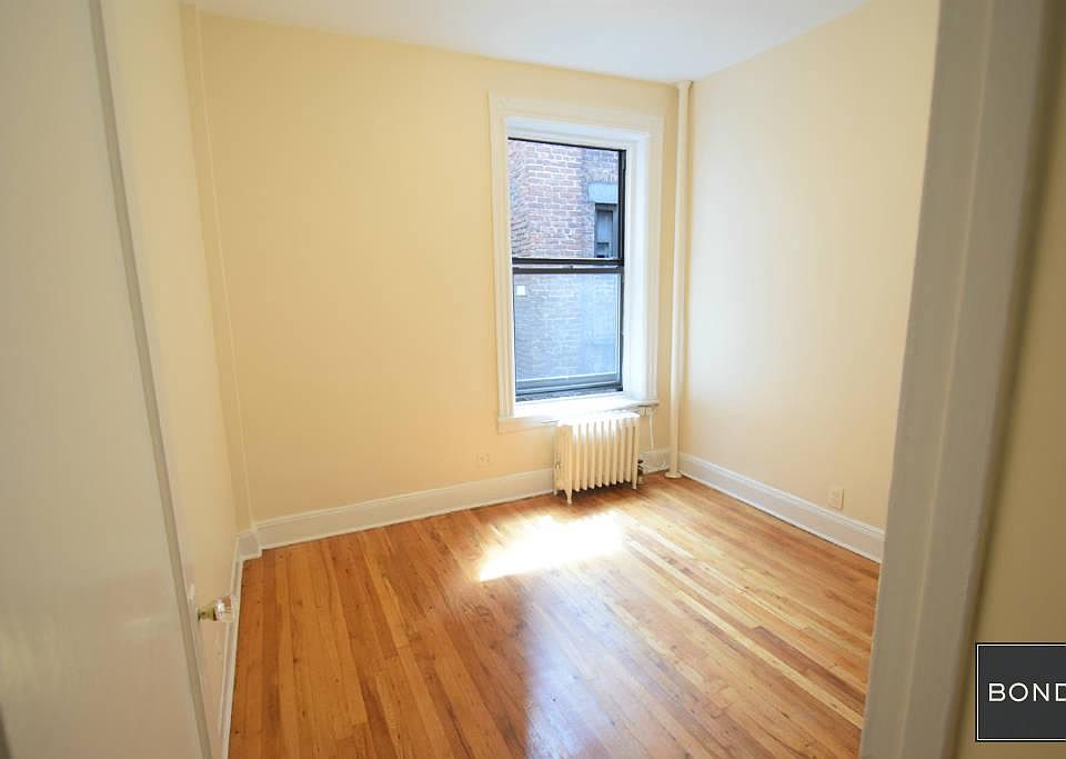 1st image of 340 E 5th St APT D2