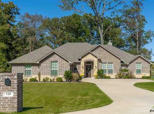 130 Towering Oaks Bch, Longview, TX 75602