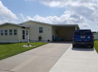 1715 Magnolia Ave, Lady Lake, FL 32159
