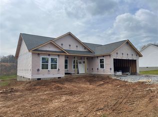 366 Winstead Rd, West Union, SC 29696