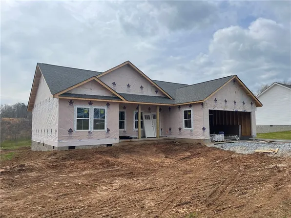 366 Winstead Rd, West Union, SC 29696