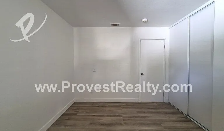 13105 Bennington Dr — Photo 13