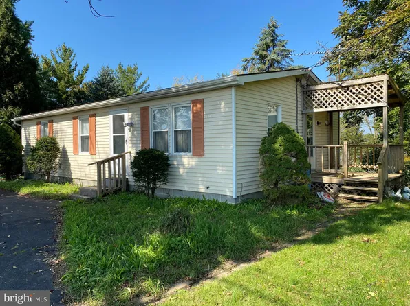 17 Commons Rd, Kutztown, PA 19530