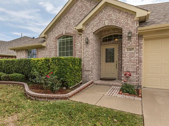 5th image of 3307 Francis Dr
