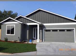 2074 La Connor Ln, Medford, OR 97501