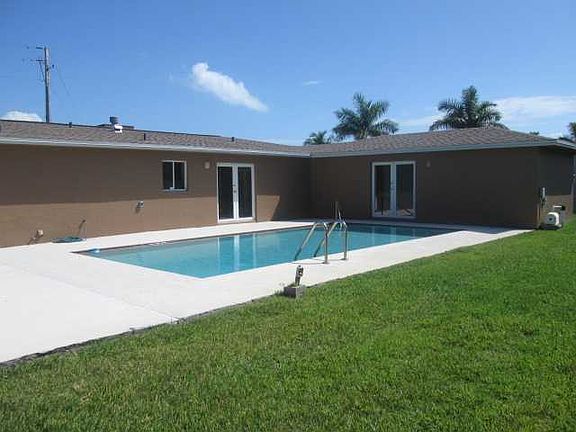 Home For Sale In Surfside