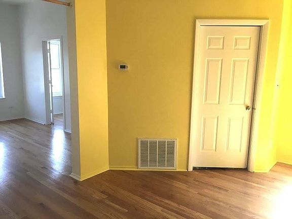 4th image of 3118 W Lake St #2