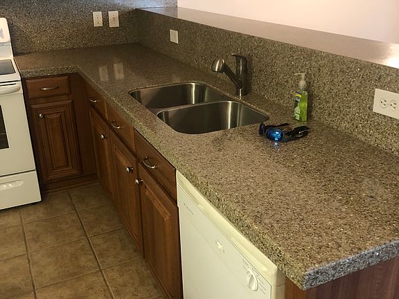 Kitchen counter 