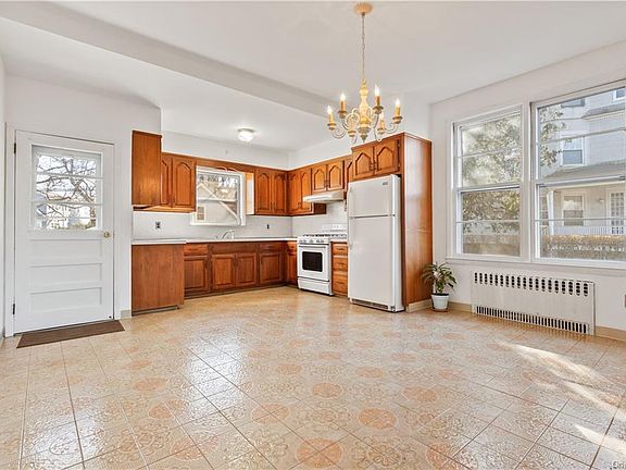 4th image of 312 Prospect Ave