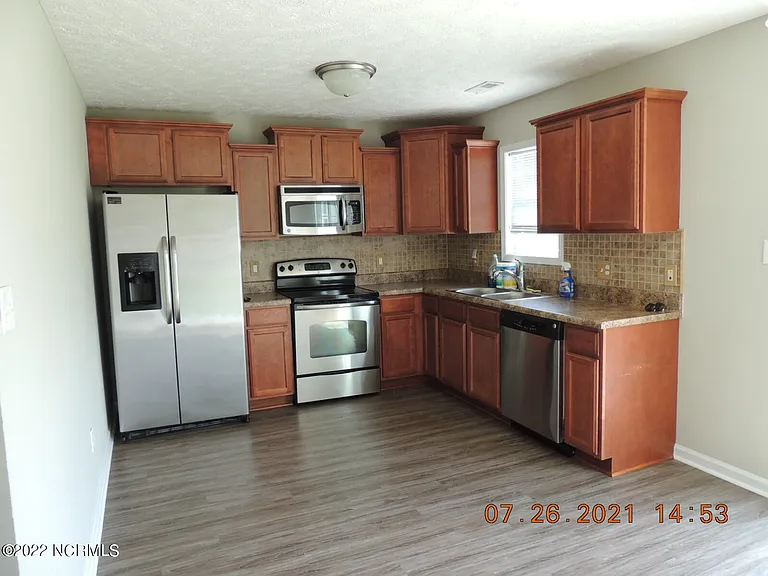 373 Sonoma Rd — Photo 9