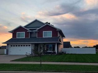 910 Aspen Blvd, Sparta, WI 54656