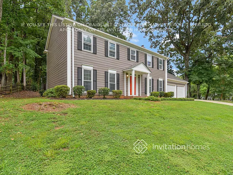 7311 Canyon Dr — Photo 2