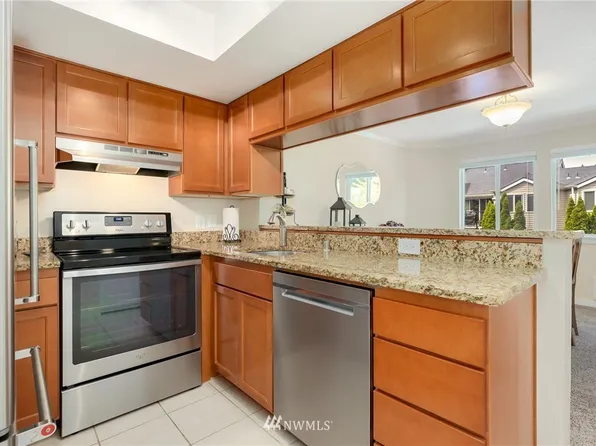 12044 100th Ave NE, Kirkland, WA